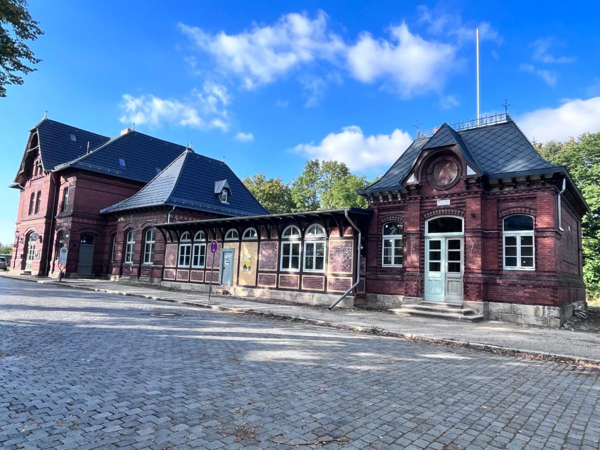 Schlossbahnhof 巴伦施泰特 外观 照片